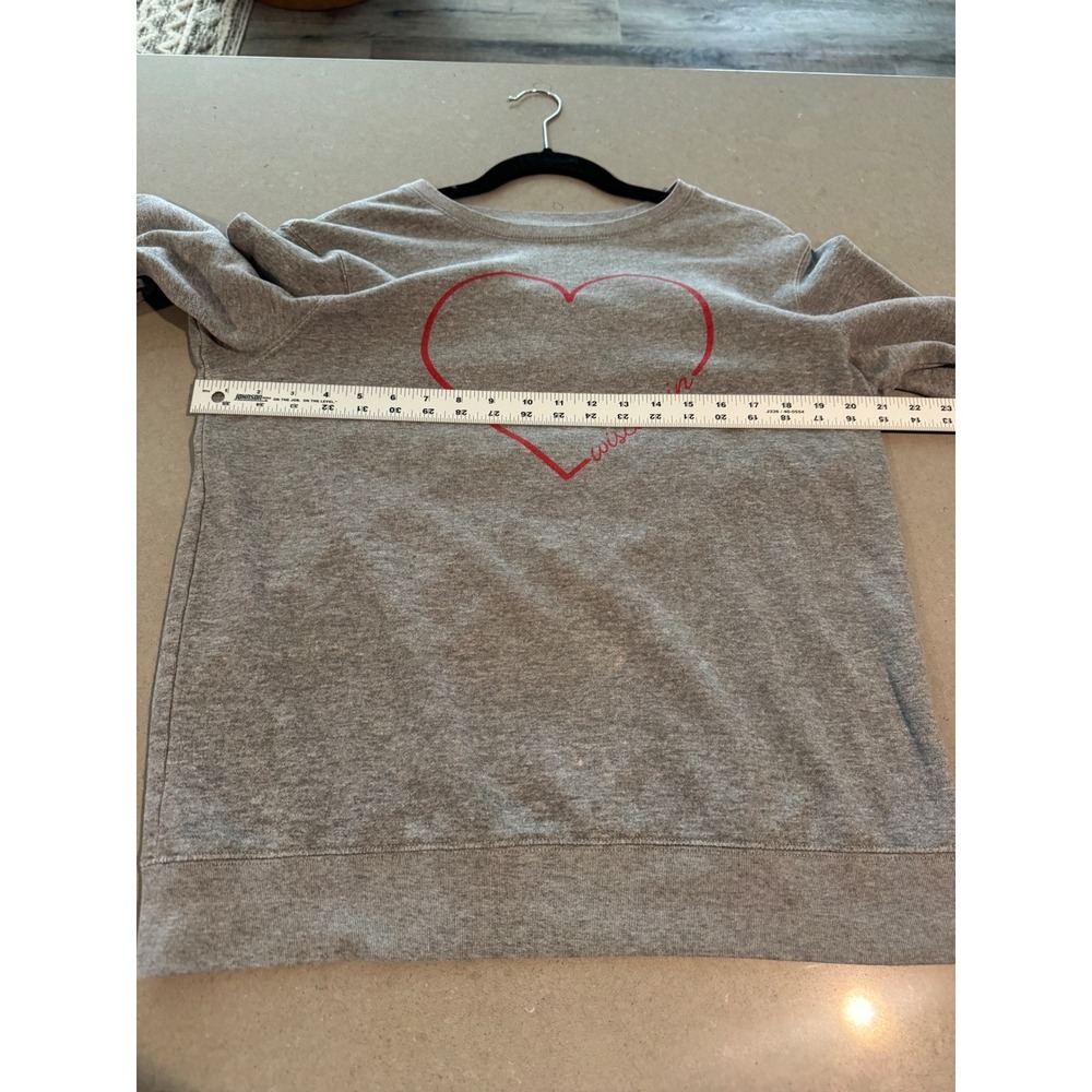 Home Free Wisconsin Heart Graphic Sweatshirt Pullover Gray Size L 12 14 - Picture 4 of 7